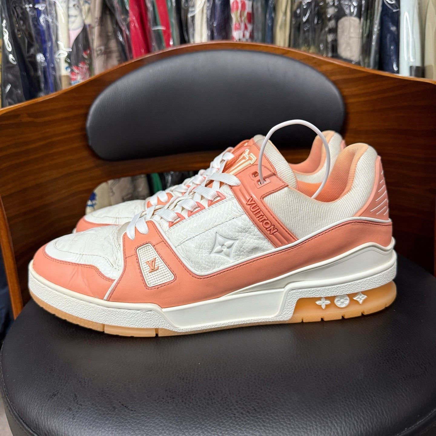 Louis Vuitton Louis Vuitton Training Pink Lowtop Sneakers 9.5 Women Size US 9.5 / IT 39.5 - 6 Thumbnail