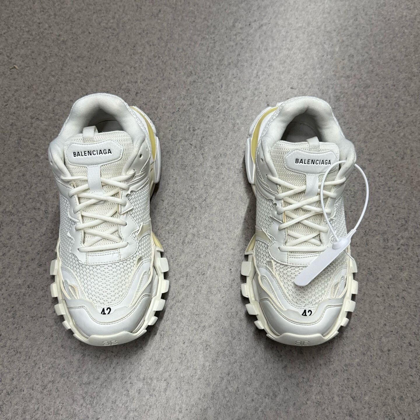 Balenciaga Balenciaga Nylon White Lowtop Sneakers 42 Men Size US 9 / EU 42 - 5 Thumbnail