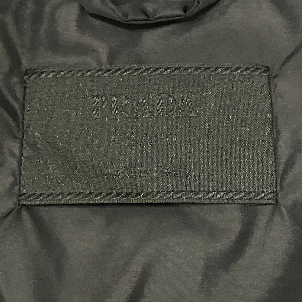 Prada Prada Prada Packable Hooded Raincoat Textile Outerwear DUTY FREE for USA Size ONE SIZE - 6 Thumbnail