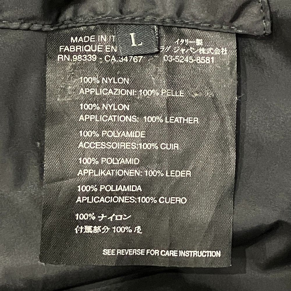 Prada Prada Prada Packable Hooded Raincoat Textile Outerwear DUTY FREE for USA Size ONE SIZE - 7 Thumbnail