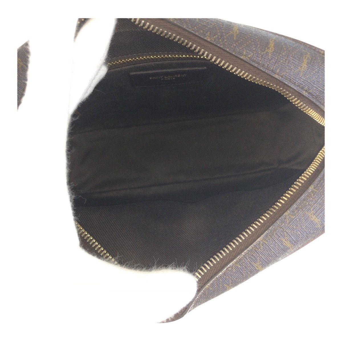 Yves Saint Laurent Yves Saint Laurent Saint Laurent Paris Le Monogramme Leather Shoulder Bag Leather Shoulder Bag 669957 DUTY FREE for USA Size ONE SIZE - 9 Thumbnail