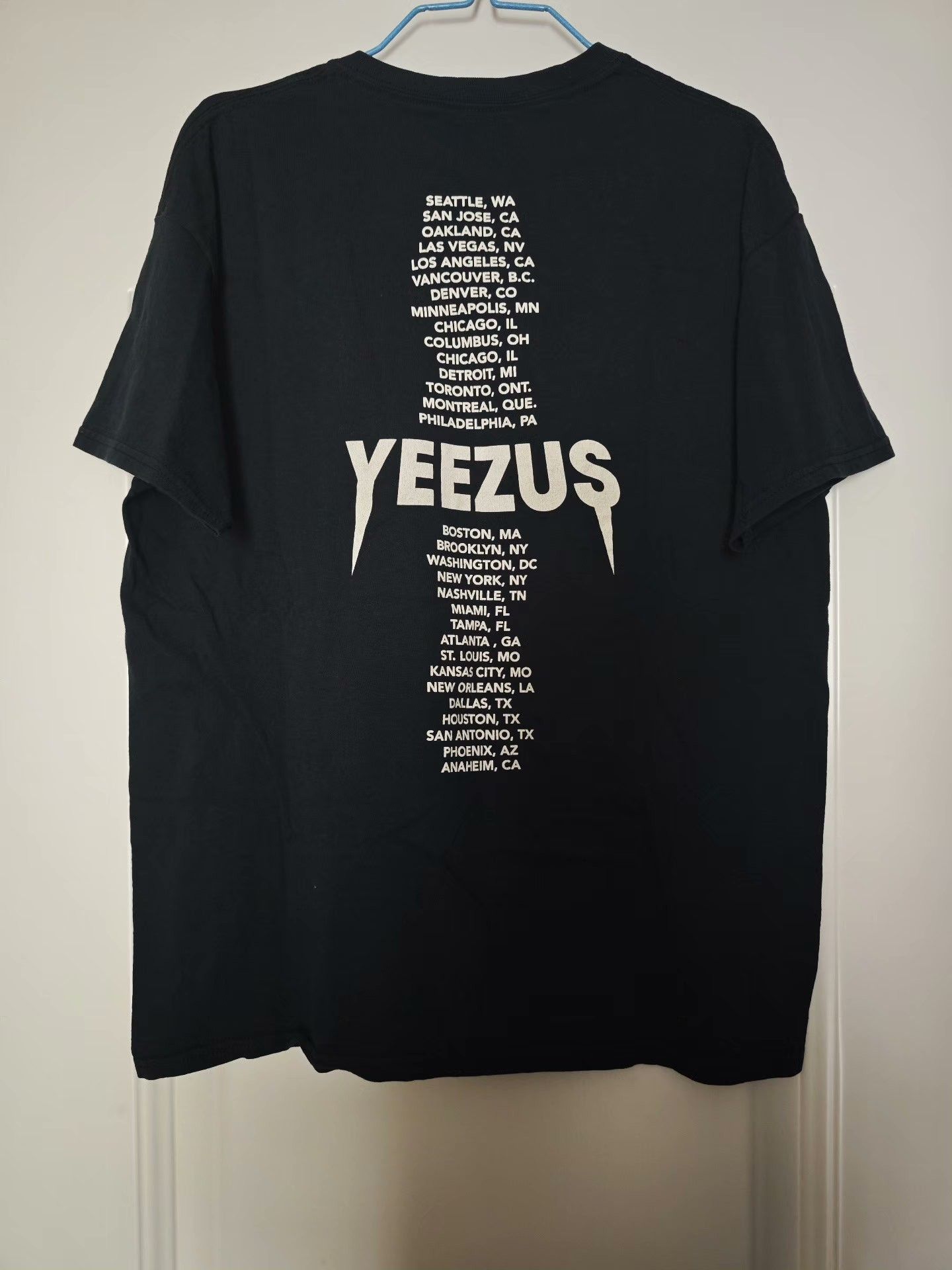Kanye West Kanye West Yeezus Tour T-shirt Size US M / EU 48-50 / 2 - 2 Thumbnail