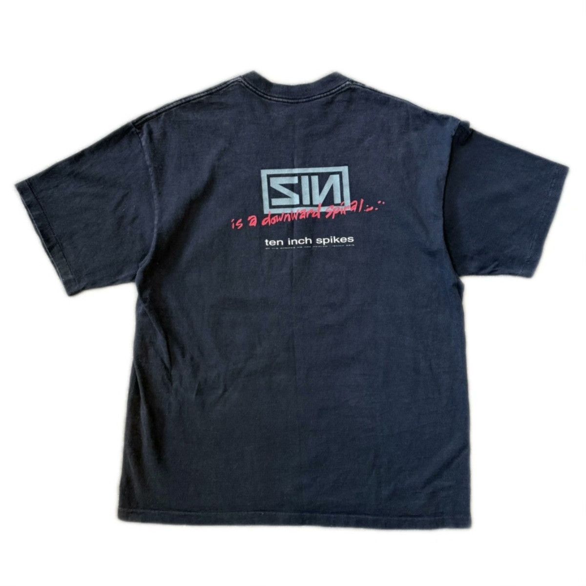 Vintage Nine Inch Nails 1994 Vintage Tour T-Shirt Size US M / EU 48-50 / 2 - 2 Thumbnail