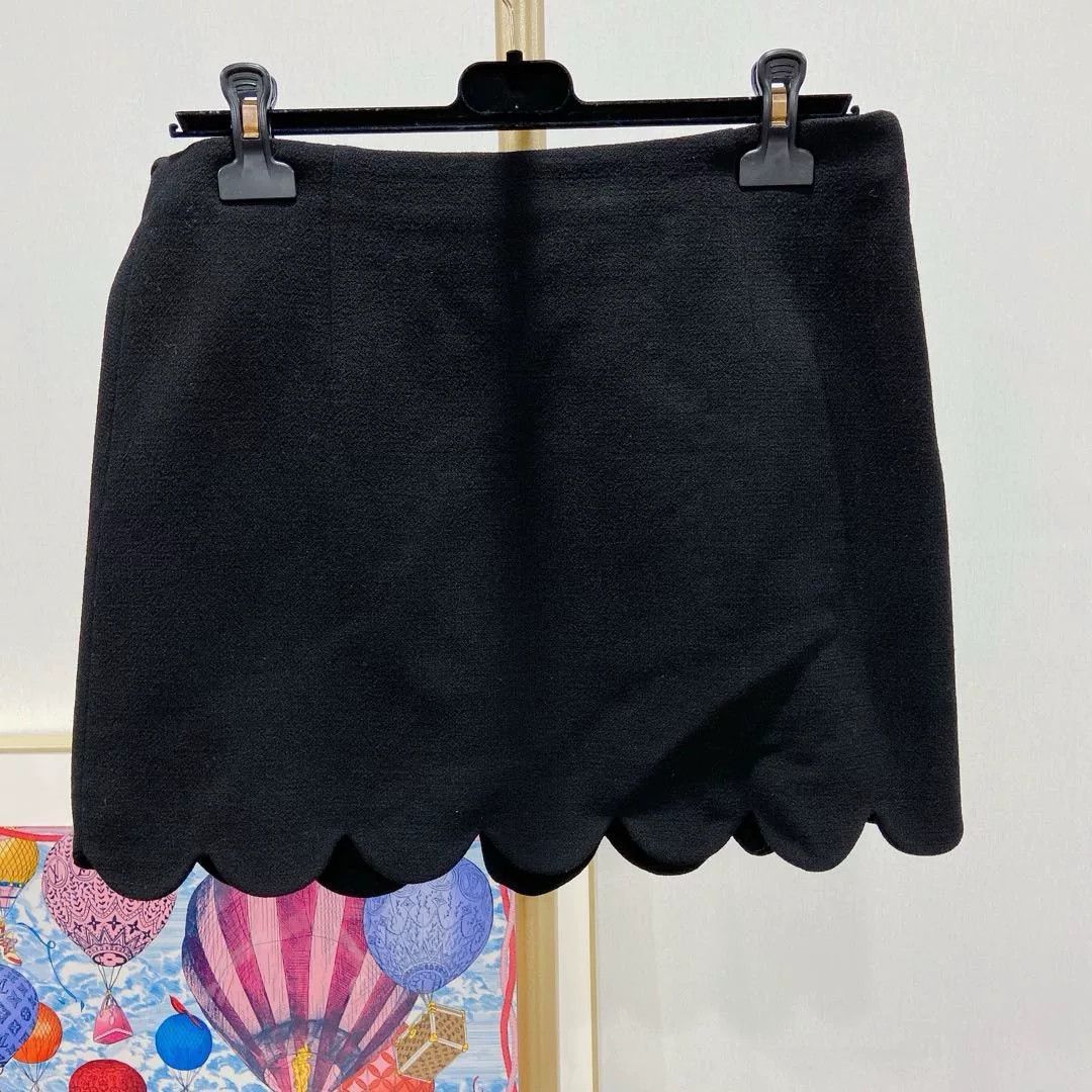 MACH & MACH Mach&Mach Black Ruffled Skirt Size 42" / US 20 - 2 Thumbnail