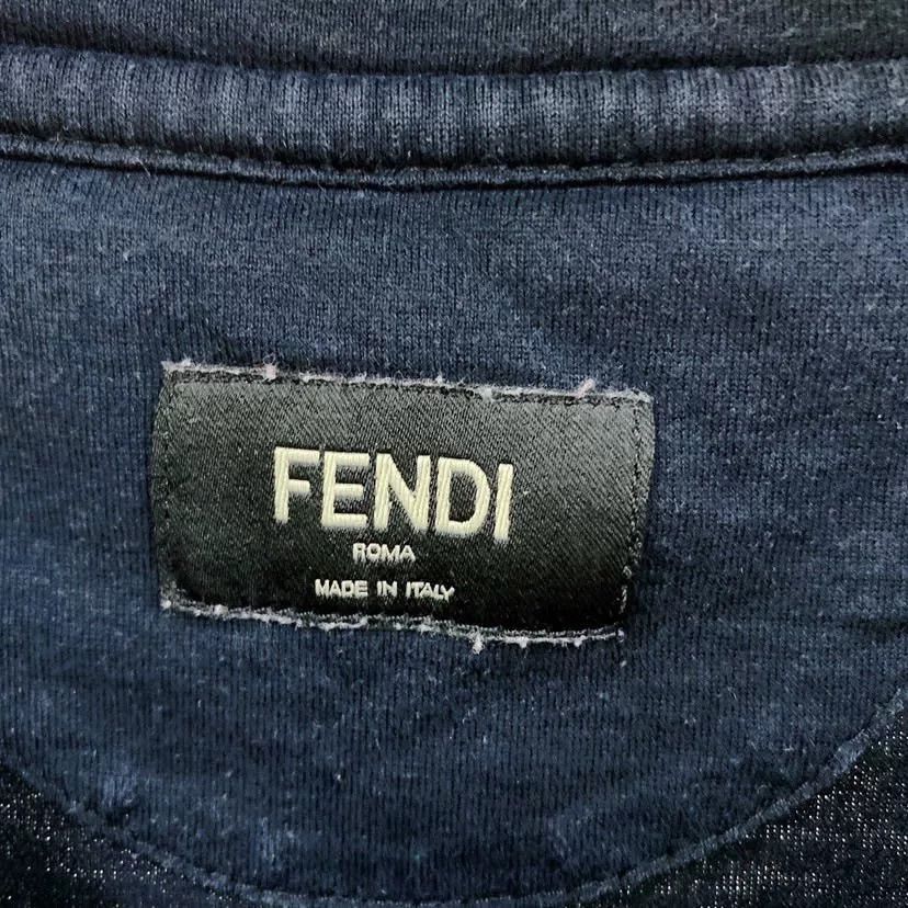 Fendi Fendi Black Rhinestone T-Shirt Size 48 Size US M / EU 48-50 / 2 - 6 Thumbnail