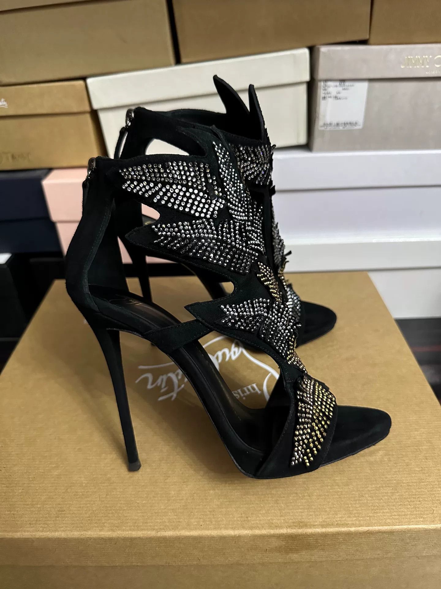 Giuseppe Zanotti Giuseppe Zanotti Crystal Leaf Heels Size US 7 / IT 37 - 4 Thumbnail