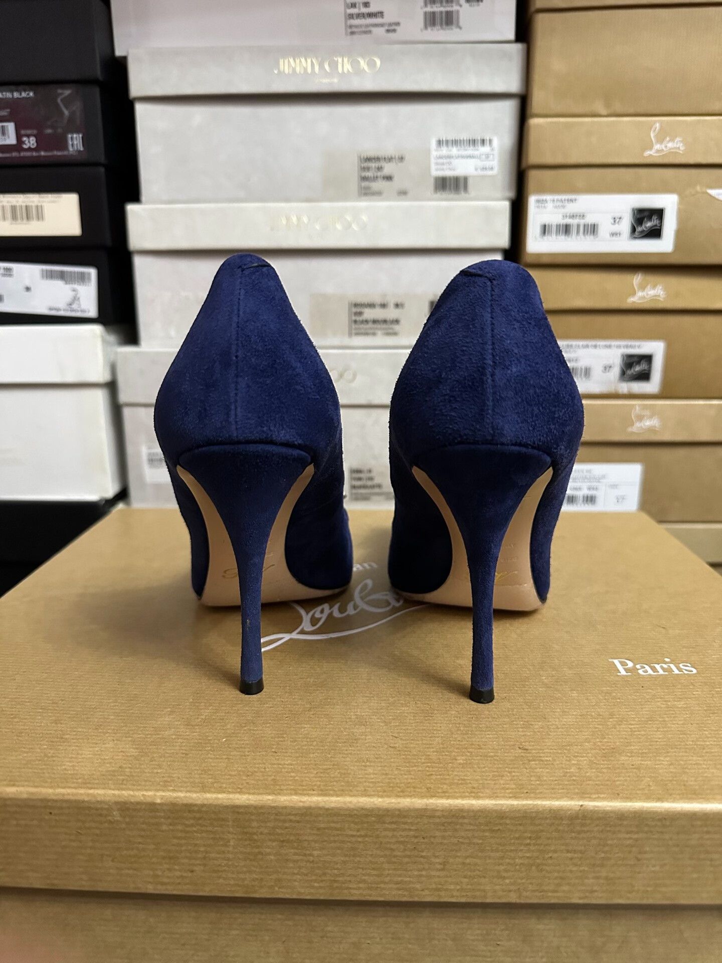 Roger Vivier Roger Vivier Blue Diamond Buckle Heels Size US 6.5 / IT 36.5 - 4 Thumbnail