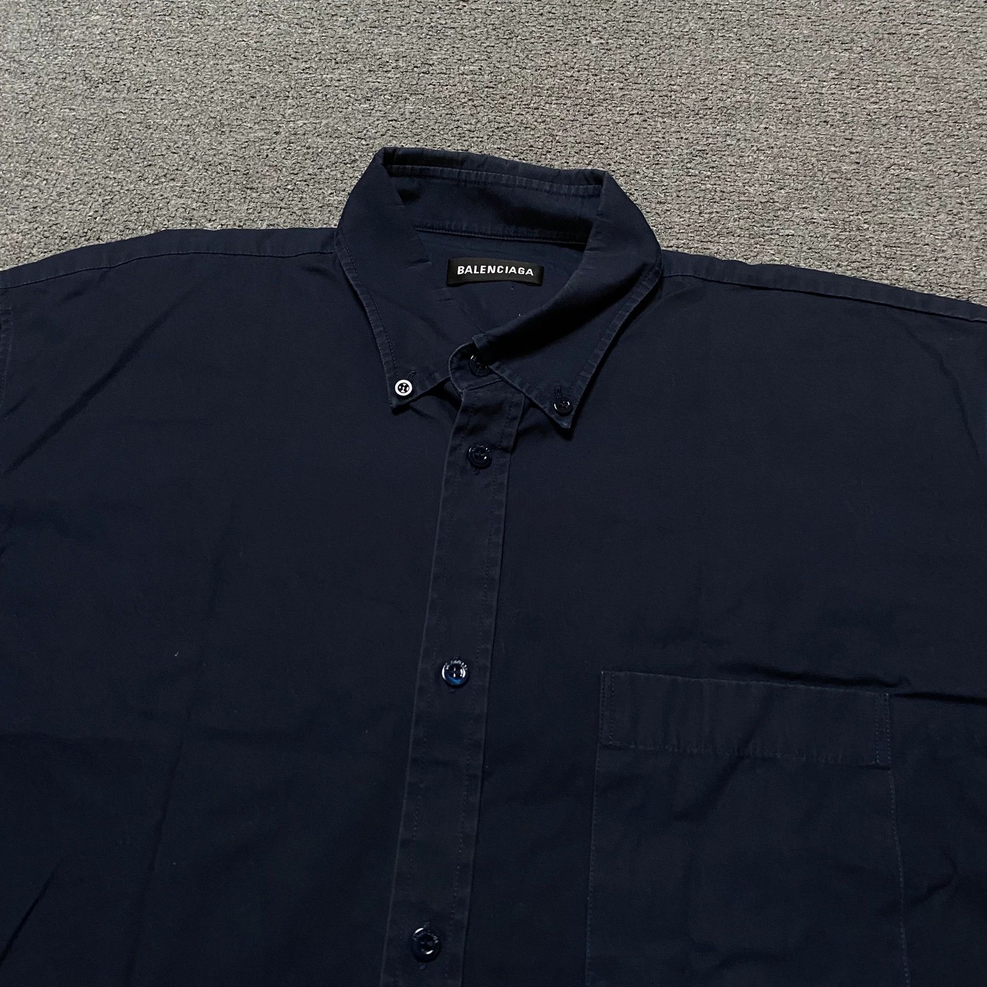 Balenciaga BALENCIAGA LOGO SHIRT Size US M / EU 48-50 / 2 - 3 Thumbnail