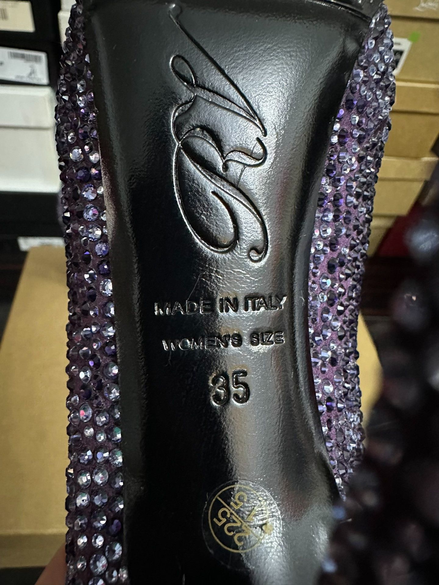 Roger Vivier Roger Vivier Purple Crystal Shoes Size US 4 / IT 34 - 6 Thumbnail