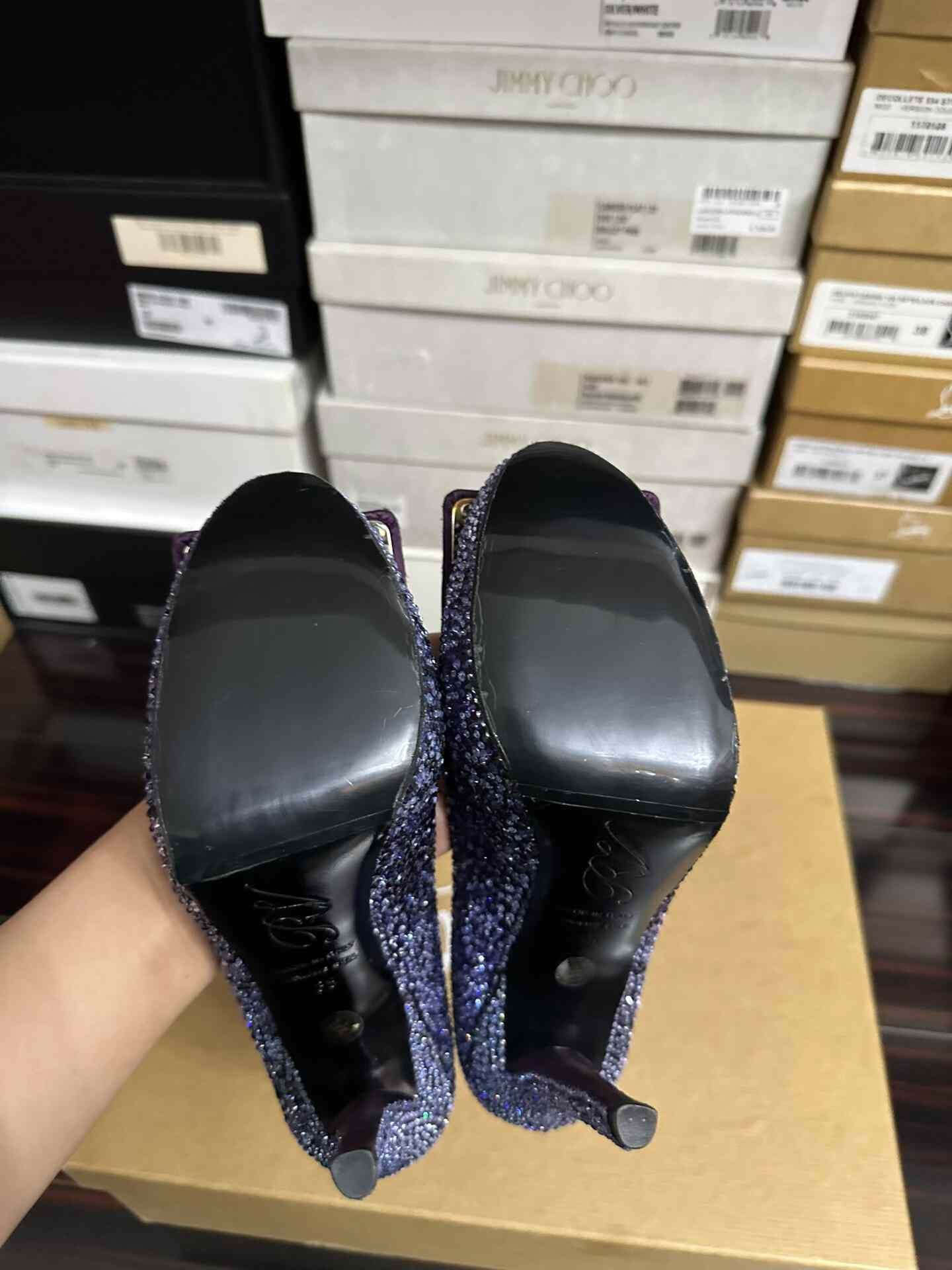 Roger Vivier Roger Vivier Purple Crystal Shoes Size US 4 / IT 34 - 7 Thumbnail