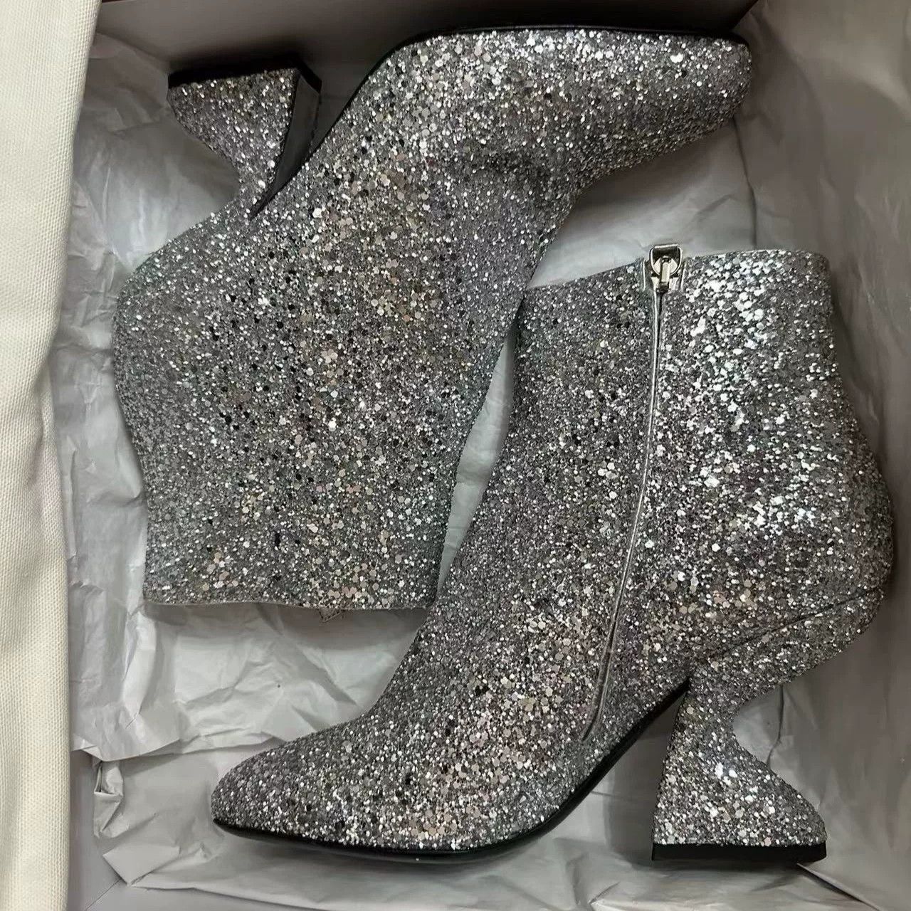 Salvatore Ferragamo Ferragamo Silver Sequined High-Heel Short Boots Size US 7 / IT 37 - 8 Thumbnail