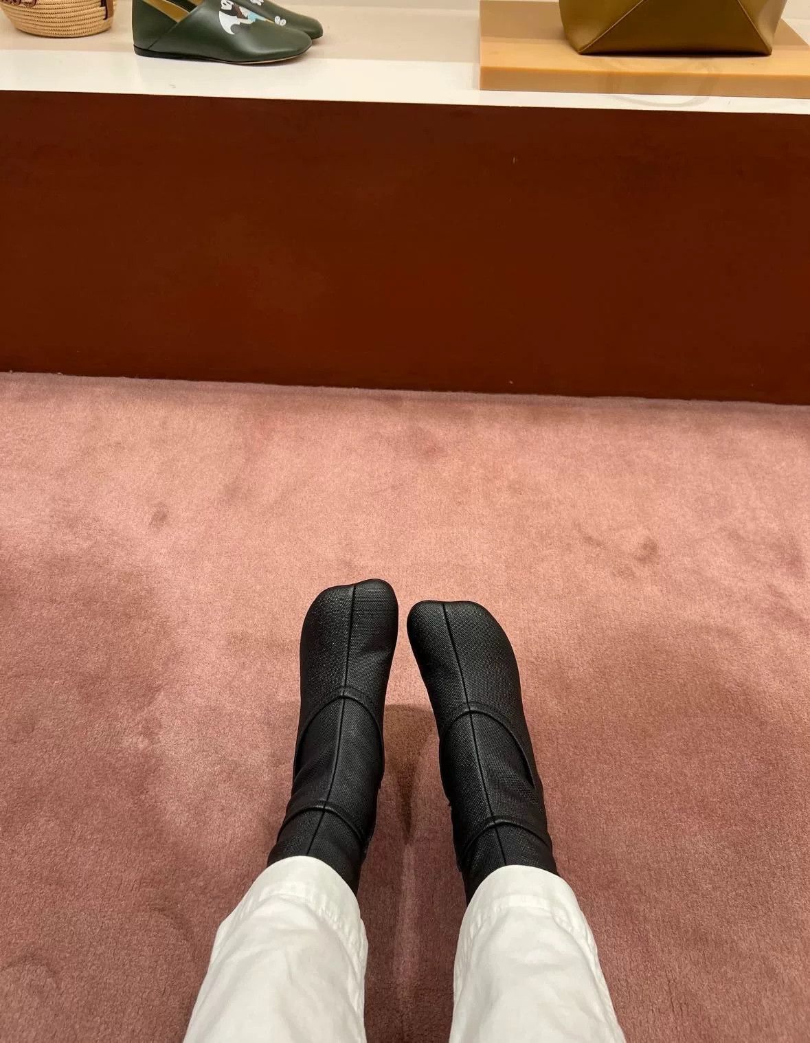 Maison Margiela Maison Margiela Tabi Split-Toe Shoes Size US 7 / IT 37 - 7 Thumbnail