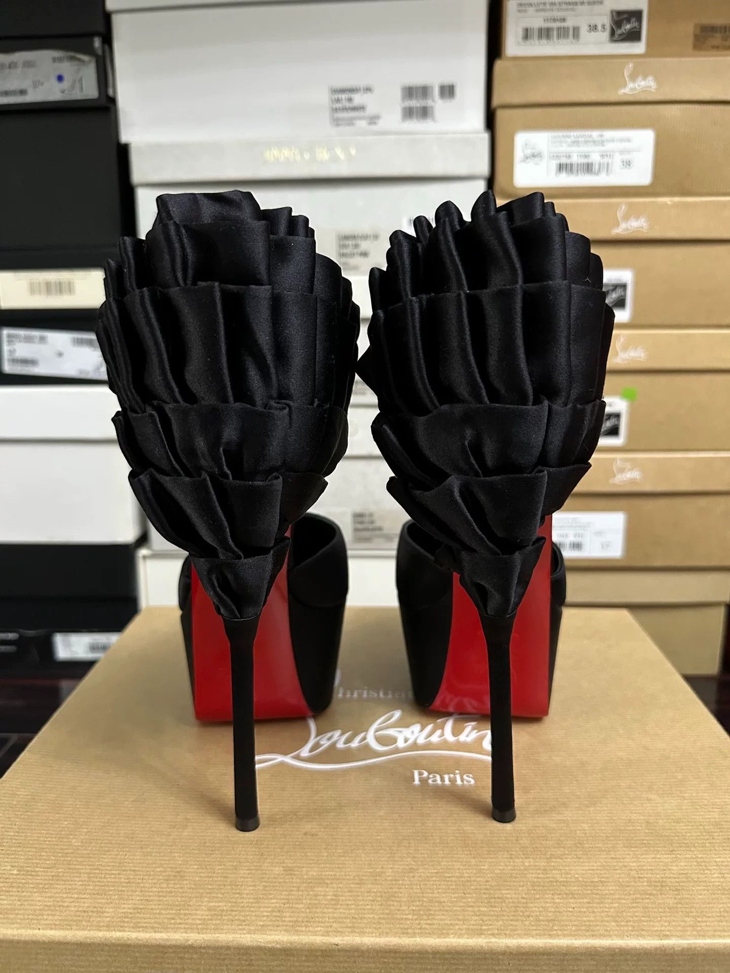 Christian Louboutin Christian Louboutin Limited Court Runway Red Sole Heels Size US 7 / IT 37 - 4 Thumbnail