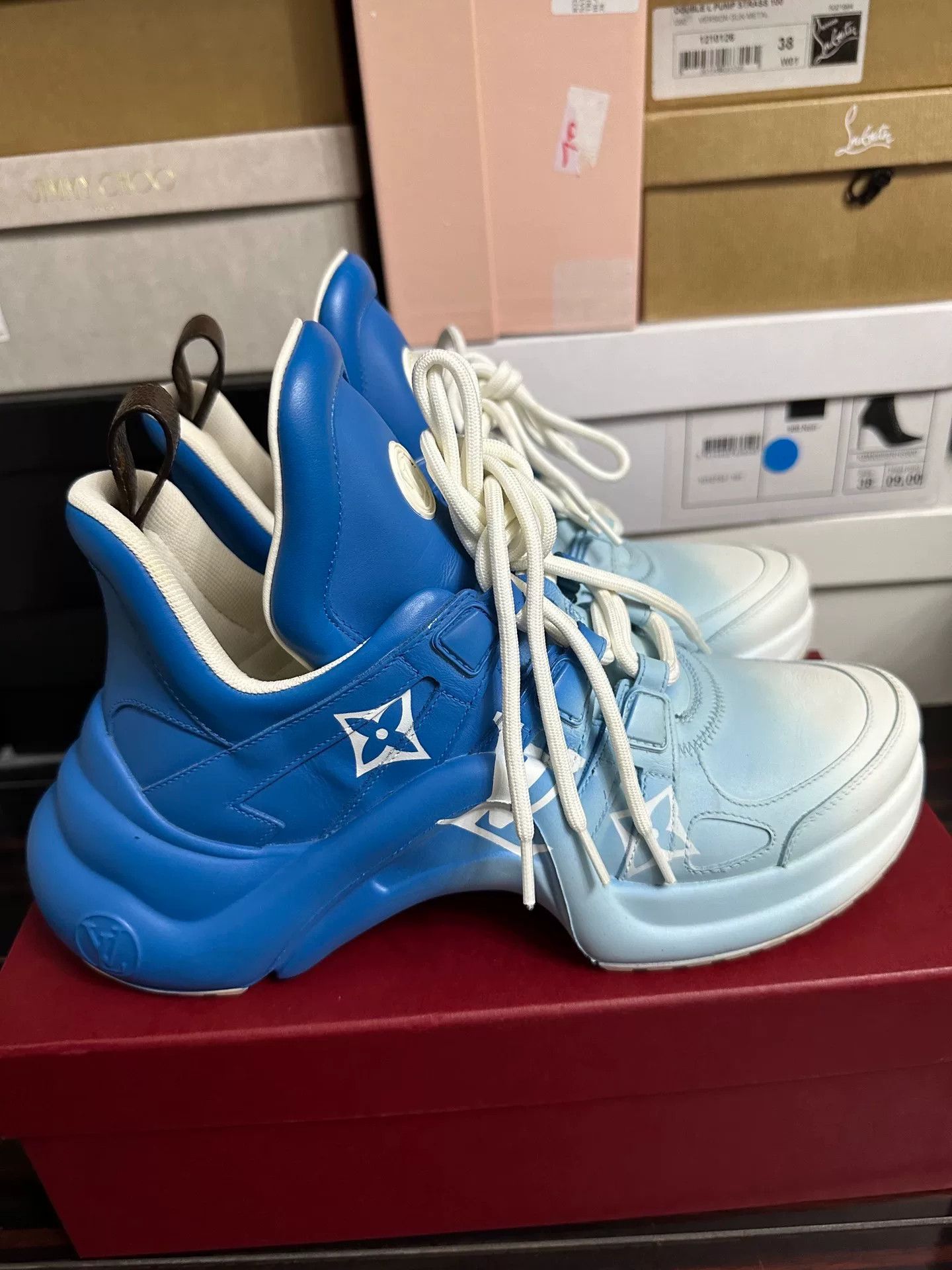 Louis Vuitton LV Gradient Dad Shoes Size 38 Size US 7 / IT 37 - 3 Thumbnail