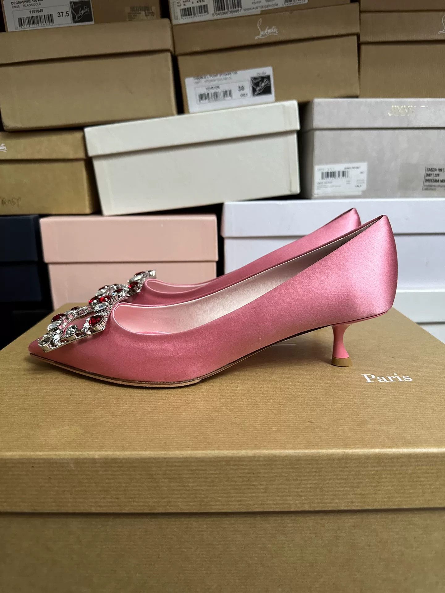 Roger Vivier Roger Vivier Pink Silk Crystal Pointed Heels Size US 7 / IT 37 - 2 Thumbnail
