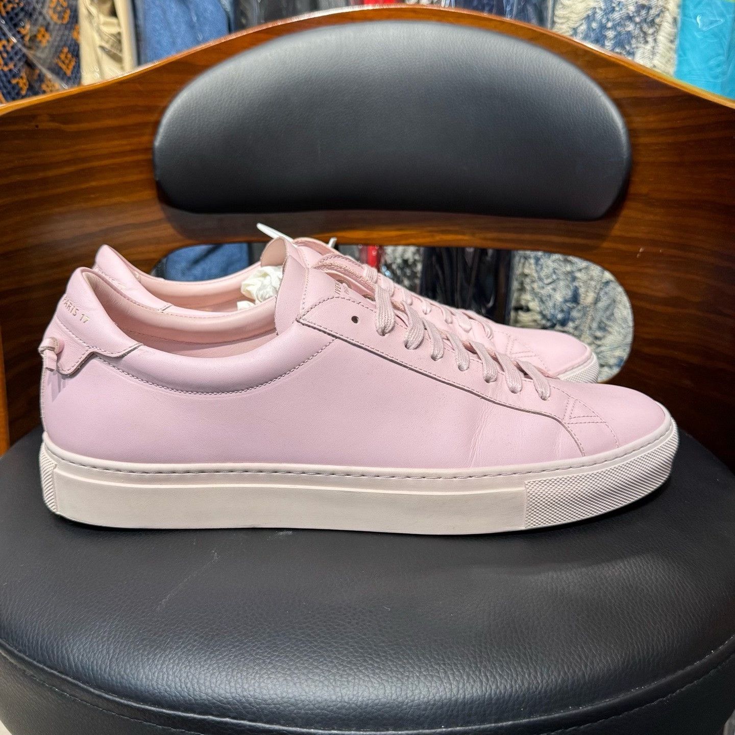 Givenchy Givenchy Pink Lowtop Sneakers 42 Men Size US 9 / EU 42 - 4 Thumbnail