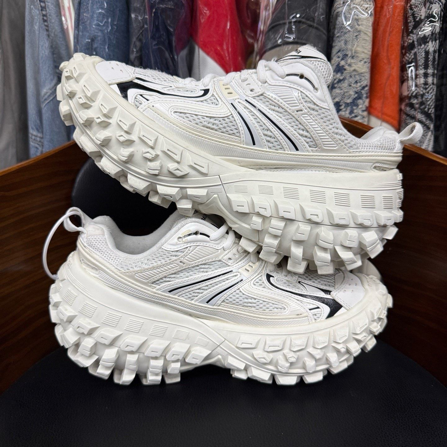 Balenciaga Balenciaga White Lowtop Sneakers 38 Men Size US 6 / EU 39 - 6 Thumbnail