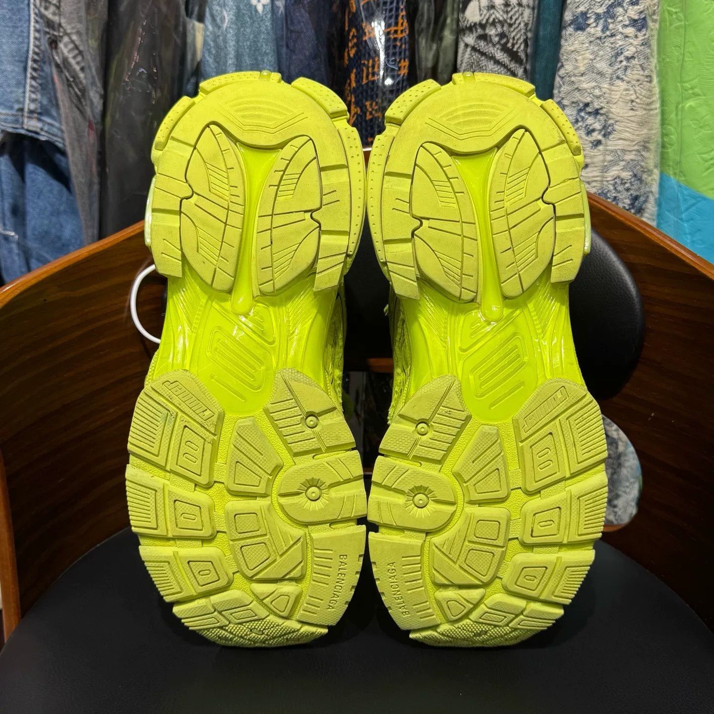 Balenciaga Balenciaga Running Yellow Lowtop Sneakers 40 Men Size US 7.5 / EU 40-41 - 9 Thumbnail