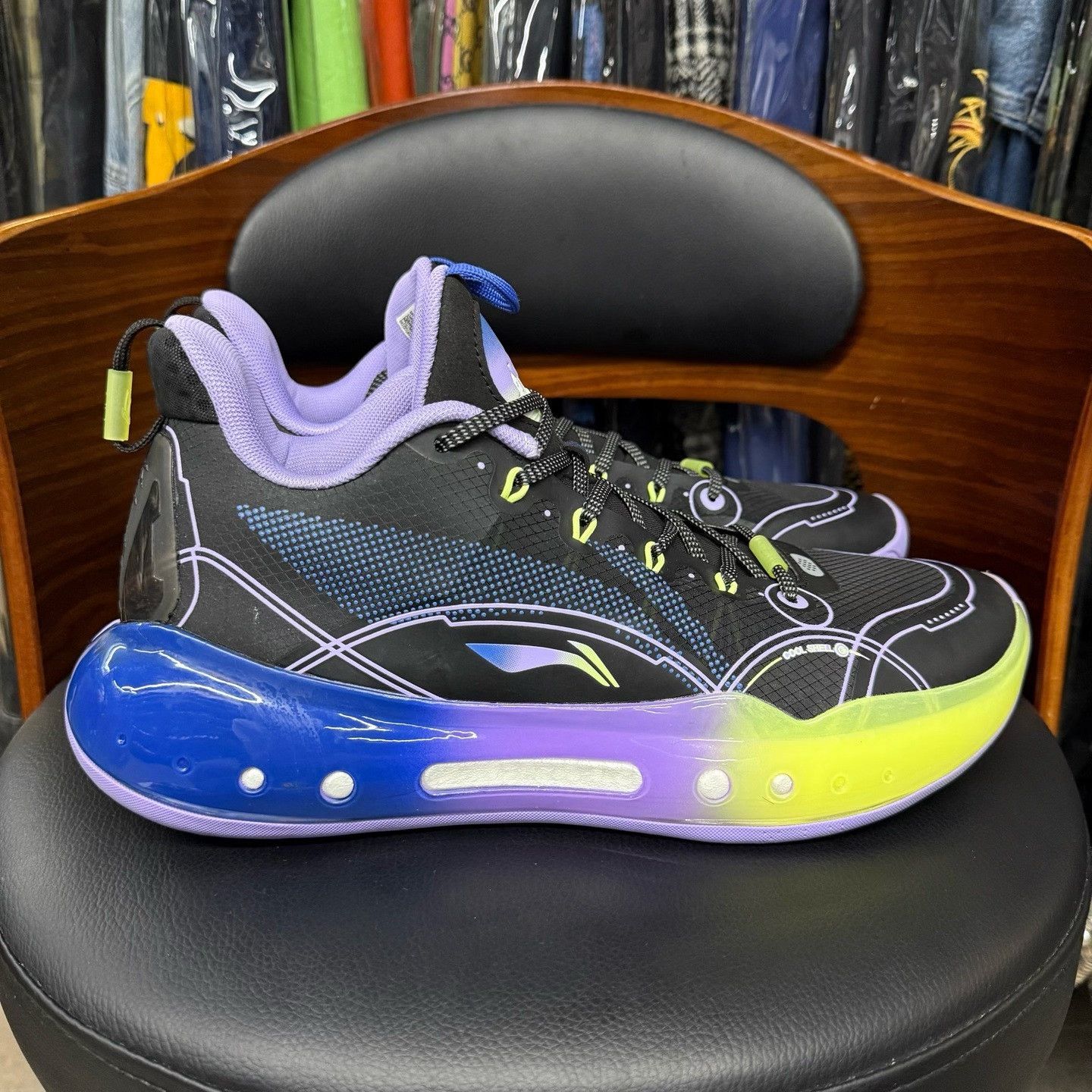 Li-Ning Li-Ning Purple Lowtop Sneakers 44 Men Size US 10.5 / EU 43-44 - 4 Thumbnail