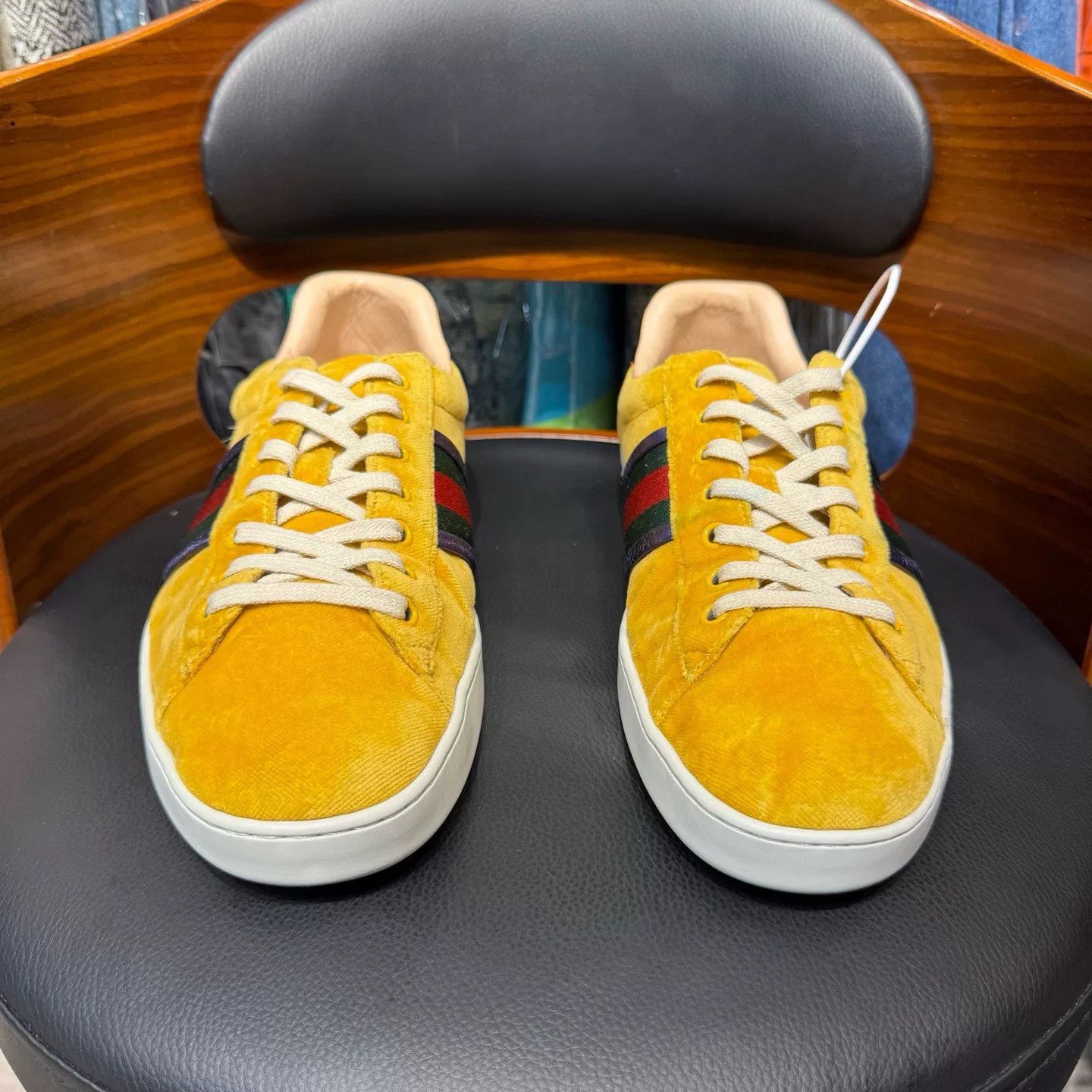 Gucci Gucci Yellow Lowtop Sneakers 43 Men Size US 10 / EU 43 - 2 Thumbnail