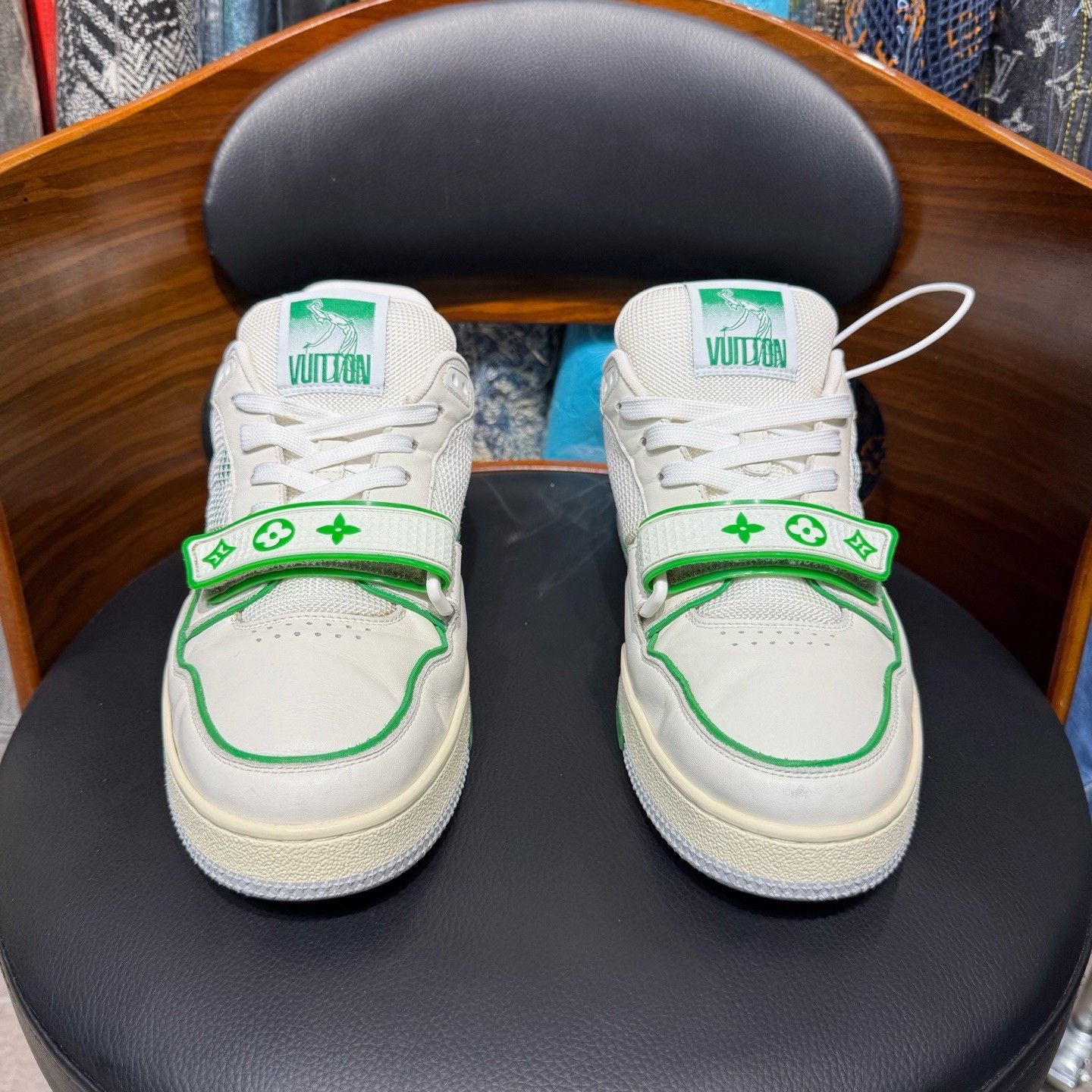 Louis Vuitton Louis Vuitton Training Green Lowtop Sneakers 40.5 Men Size US 8 / EU 41 - 2 Thumbnail
