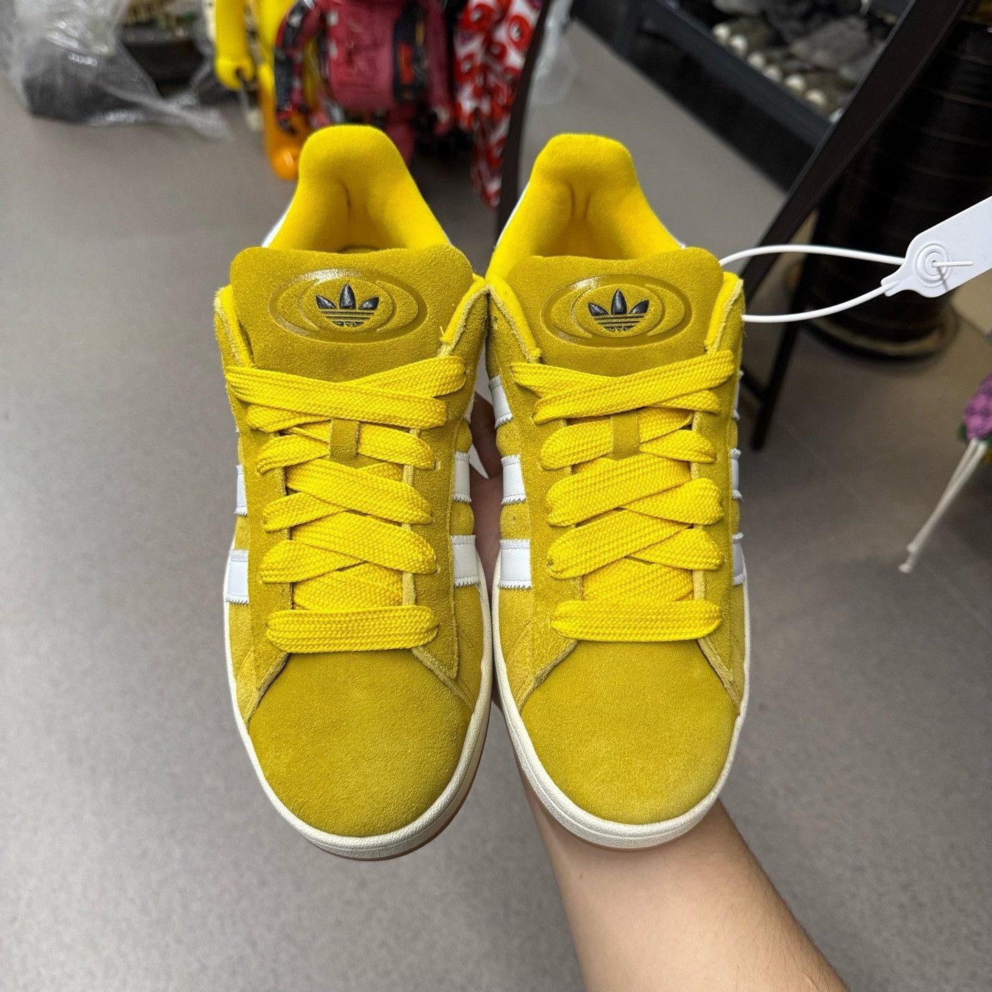 Adidas Adidas Yellow Lowtop Sneakers S Men Size US 10 / EU 43 - 5 Thumbnail