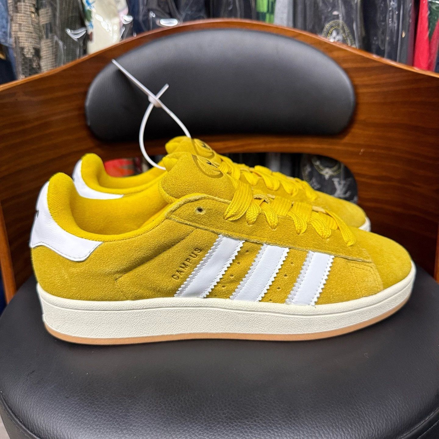 Adidas Adidas Yellow Lowtop Sneakers S Men Size US 10 / EU 43 - 4 Thumbnail