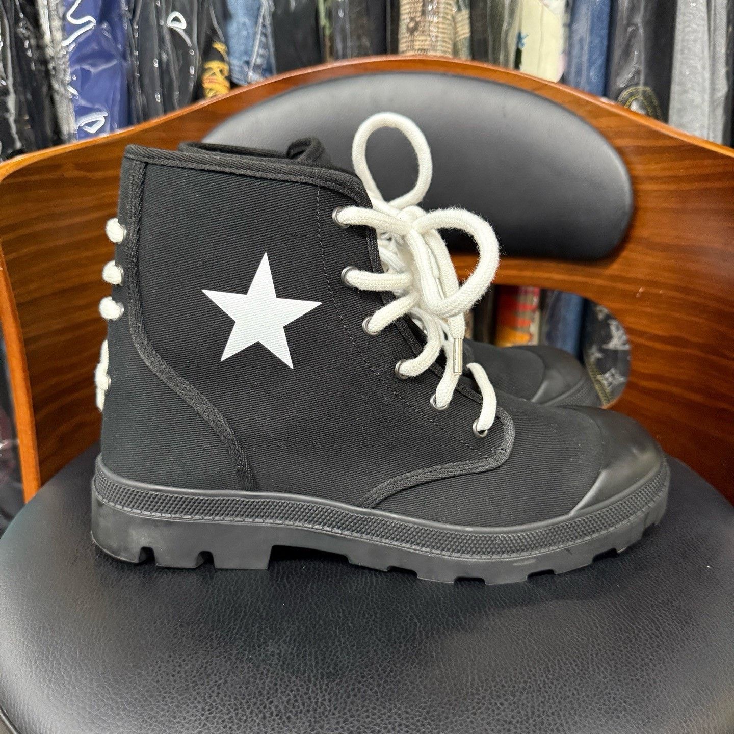 Givenchy Givenchy Canvas Black Hitop Sneakers 40 Men Size US 7.5 / EU 40-41 - 4 Thumbnail