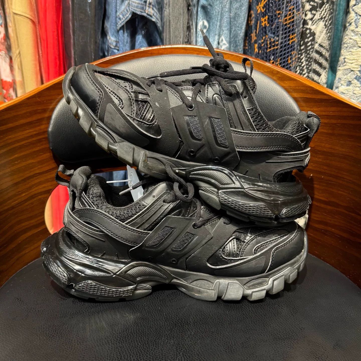 Balenciaga Balenciaga Black Lowtop Sneakers 37 Men Size US 5 / EU 37 - 7 Thumbnail