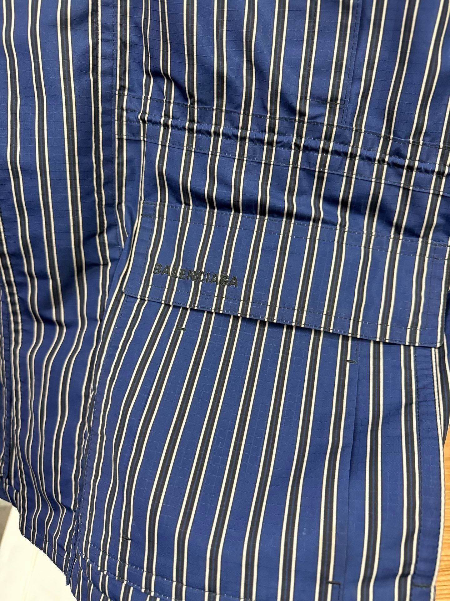 Balenciaga Balenciaga Striped Light Jacket 48 Men Size US XL / EU 56 / 4 - 6 Thumbnail