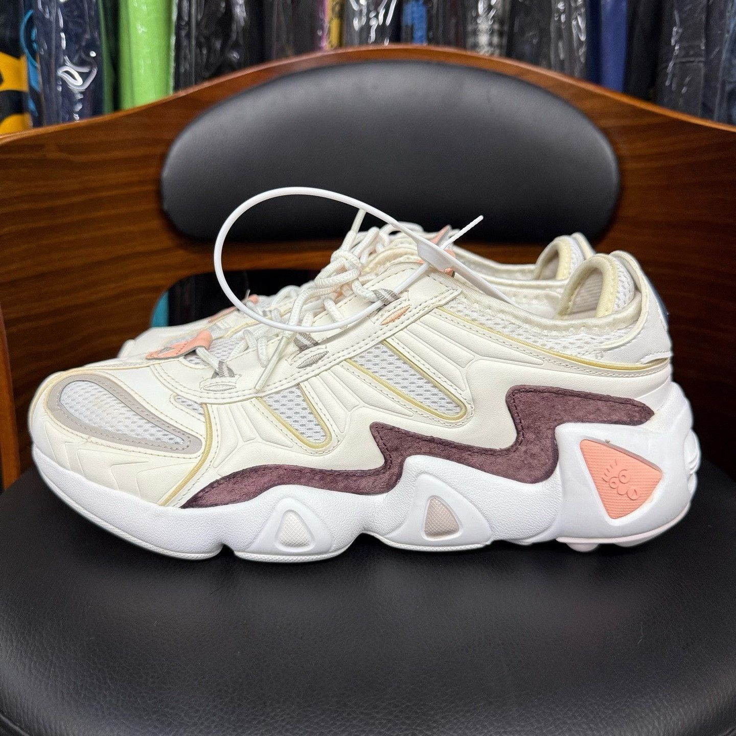 Adidas Adidas Collab Pink Lowtop Sneakers 43 Men Size US 10 / EU 43 - 6 Thumbnail