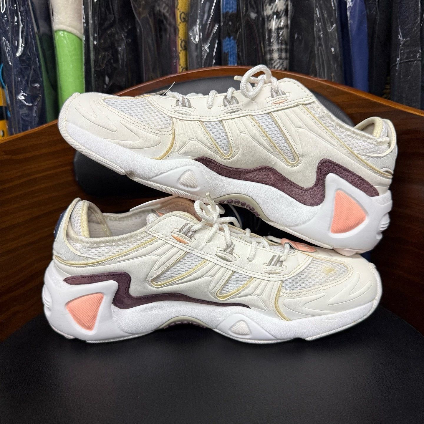 Adidas Adidas Collab Pink Lowtop Sneakers 43 Men Size US 10 / EU 43 - 5 Thumbnail