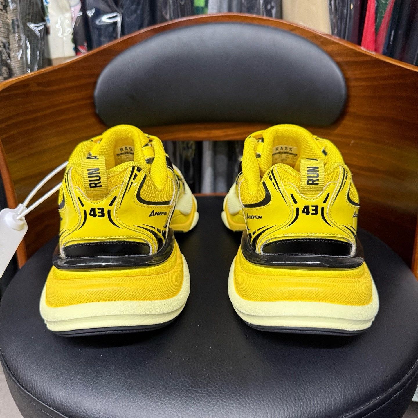 Other Running Yellow Lowtop Sneakers 43 Men Size US 10 / EU 43 - 3 Thumbnail