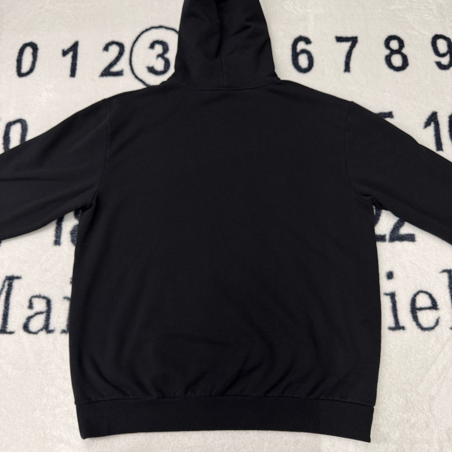 Celine Celine Printed Black Hoodie M Men Size US M / EU 48-50 / 2 - 3 Thumbnail