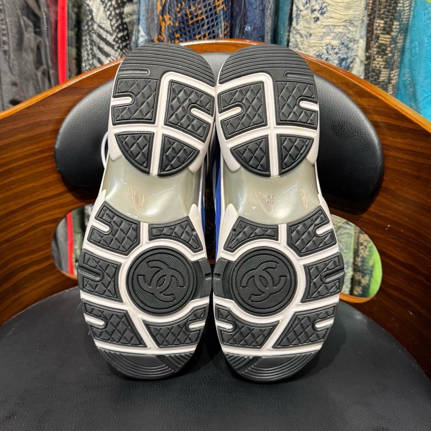 Chanel Chanel Blue Lowtop Sneakers 37 Women Size US 6.5 / IT 36.5 - 9 Thumbnail