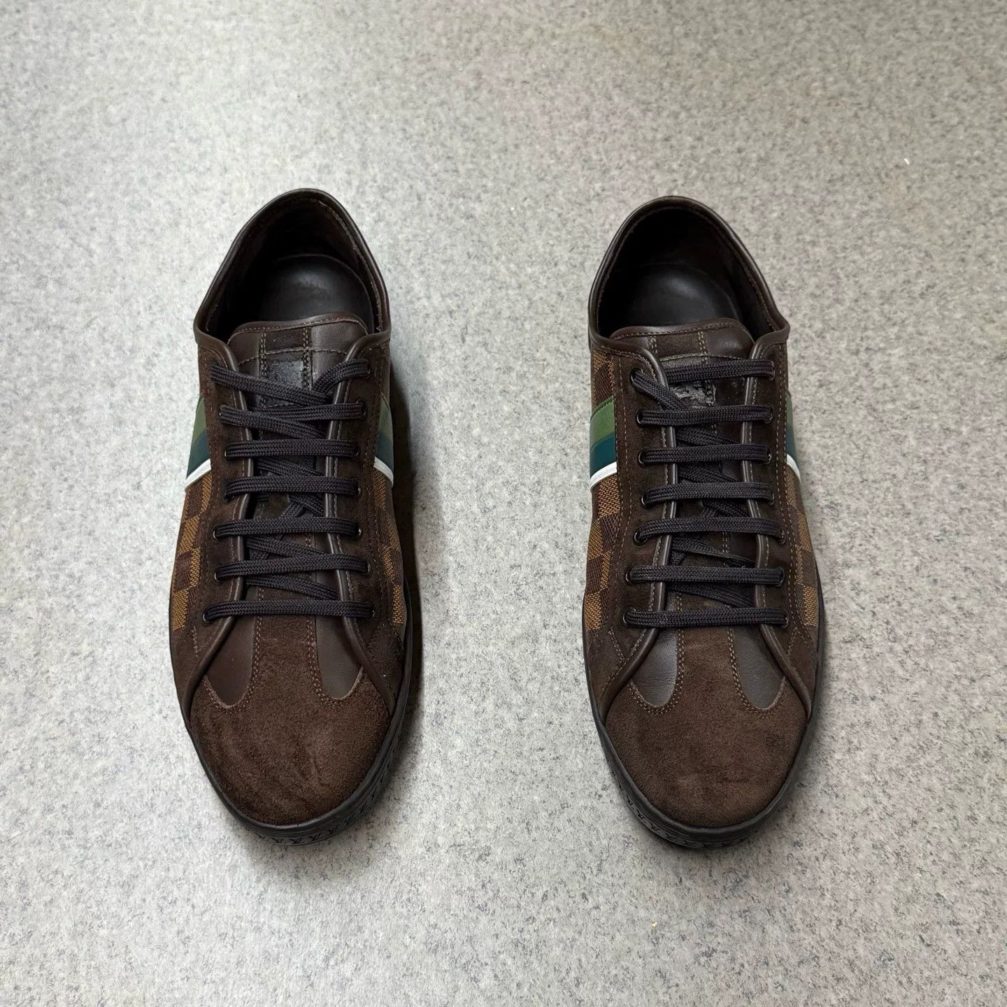 Louis Vuitton Louis Vuitton Checkered Lowtop Sneakers 42.5 Men Size US 9.5 / EU 42-43 - 5 Thumbnail