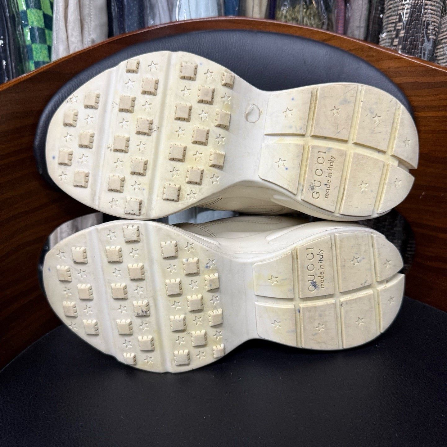 Gucci Gucci White Lowtop Sneakers 35 Women Size US 5 / IT 35 - 9 Thumbnail