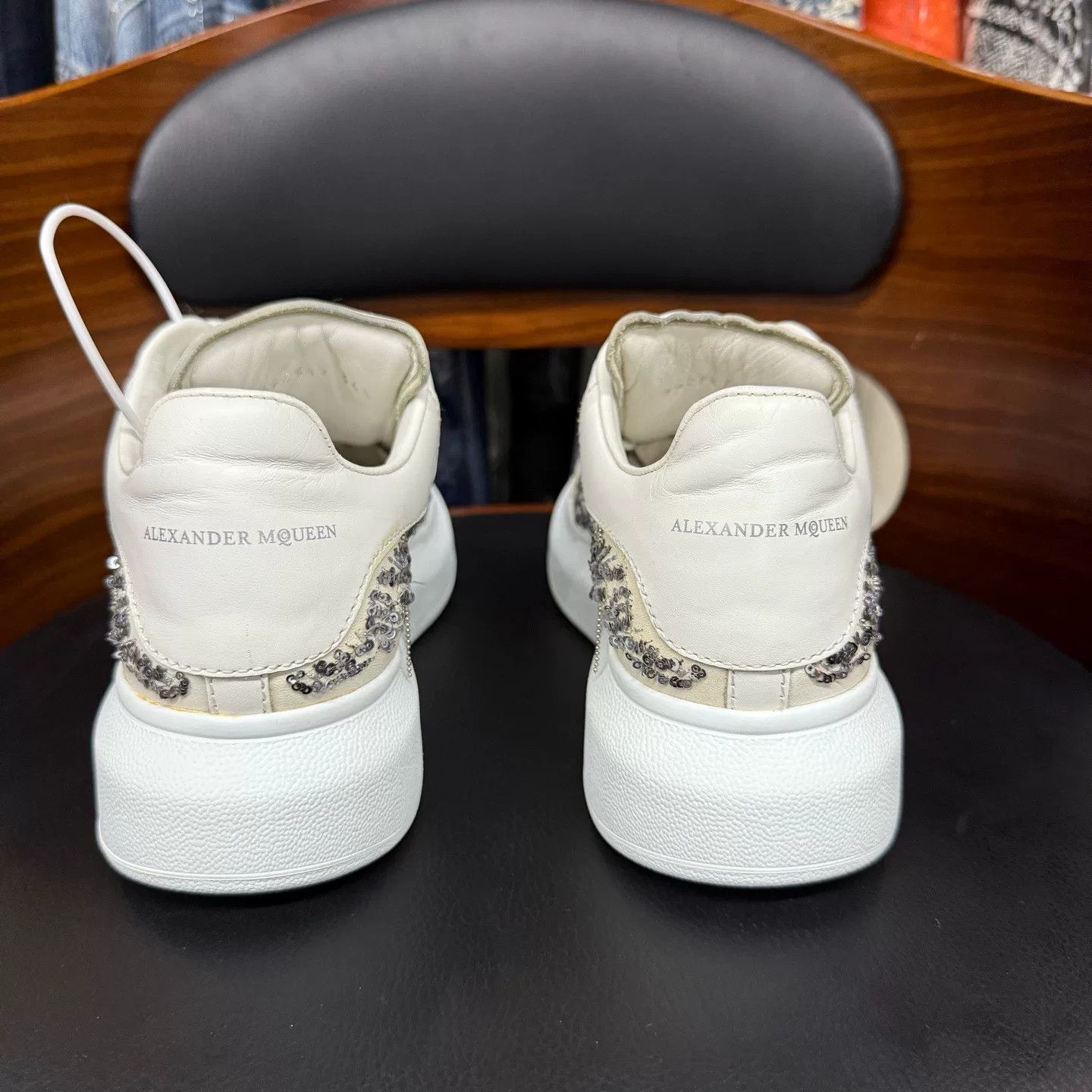 Alexander McQueen Alexander McQueen White Lowtop Sneakers 36 Women Size US 6 / IT 36 - 3 Thumbnail