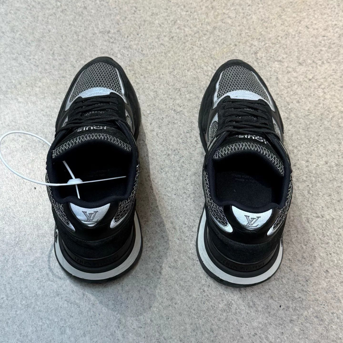 Louis Vuitton Louis Vuitton Gray Lowtop Sneakers 40.5 Men Size US 8 / EU 41 - 8 Thumbnail