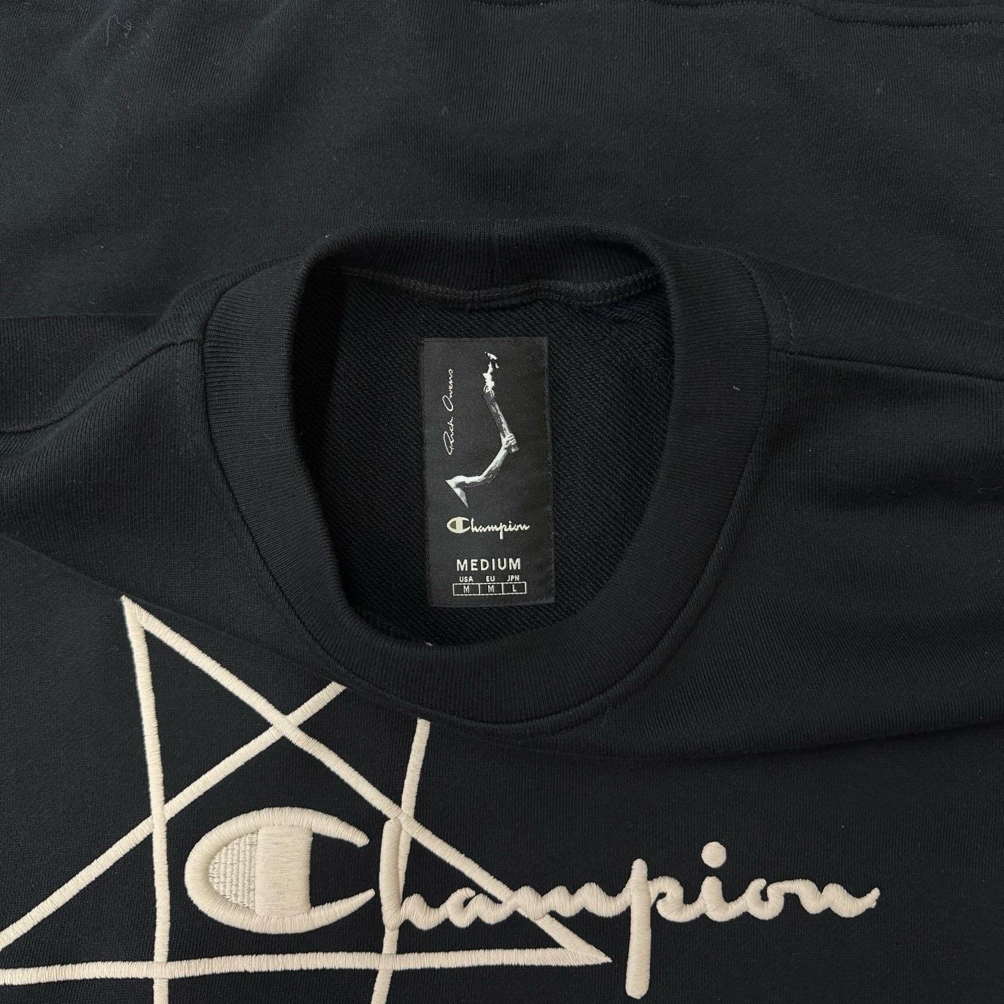 Rick Owens Rick Owens Collab Embroidered Black Hoodie M Men Size US M / EU 48-50 / 2 - 5 Thumbnail