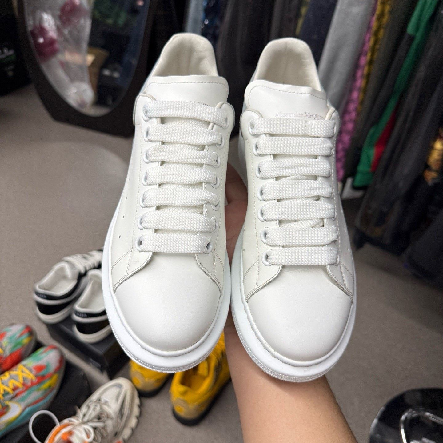 Alexander McQueen Alexander McQueen Blue Lowtop Sneakers 39 Women Size US 8.5 / IT 38.5 - 5 Thumbnail