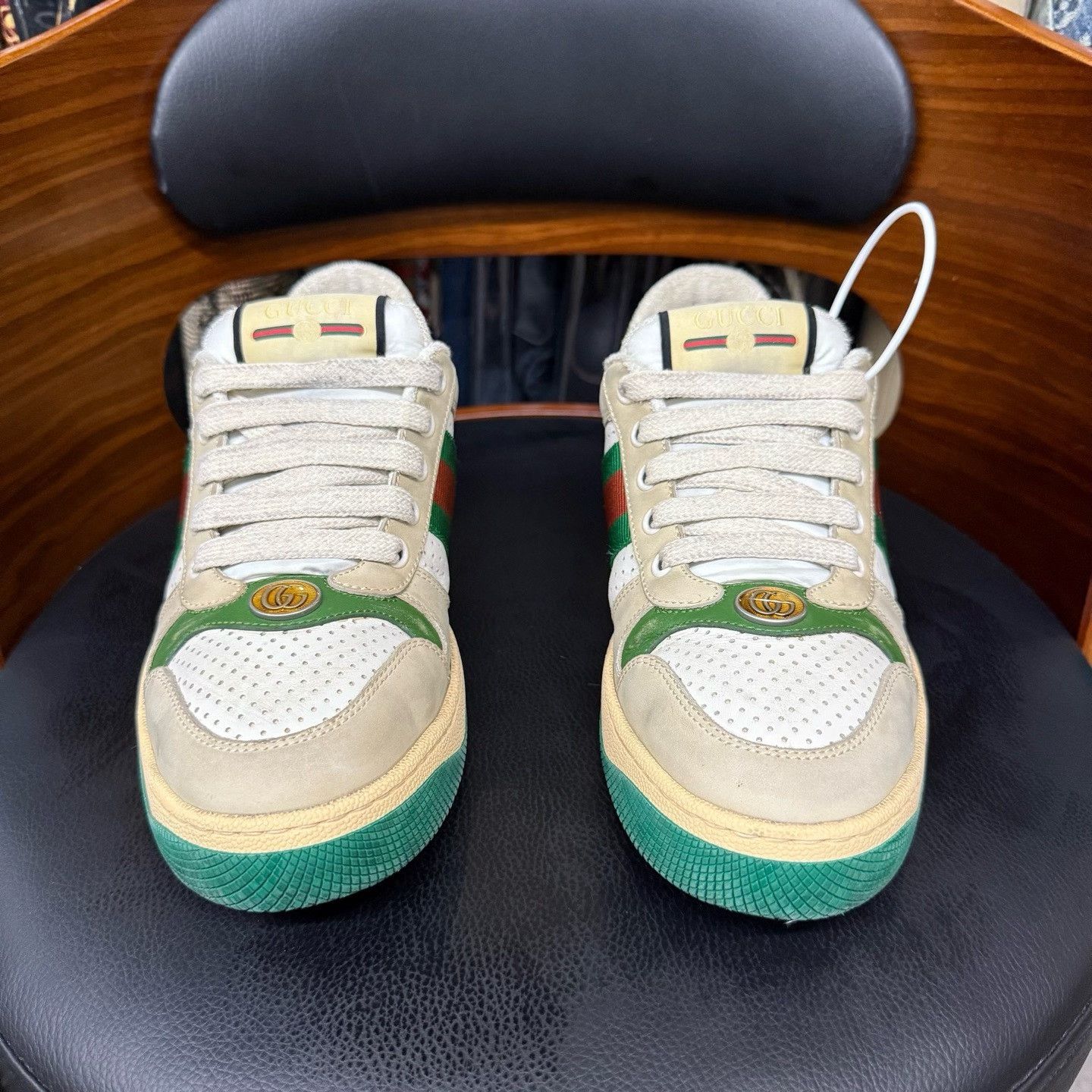 Gucci Gucci Distressed Lowtop Sneakers 38 Men Size US 6 / EU 39 - 2 Thumbnail