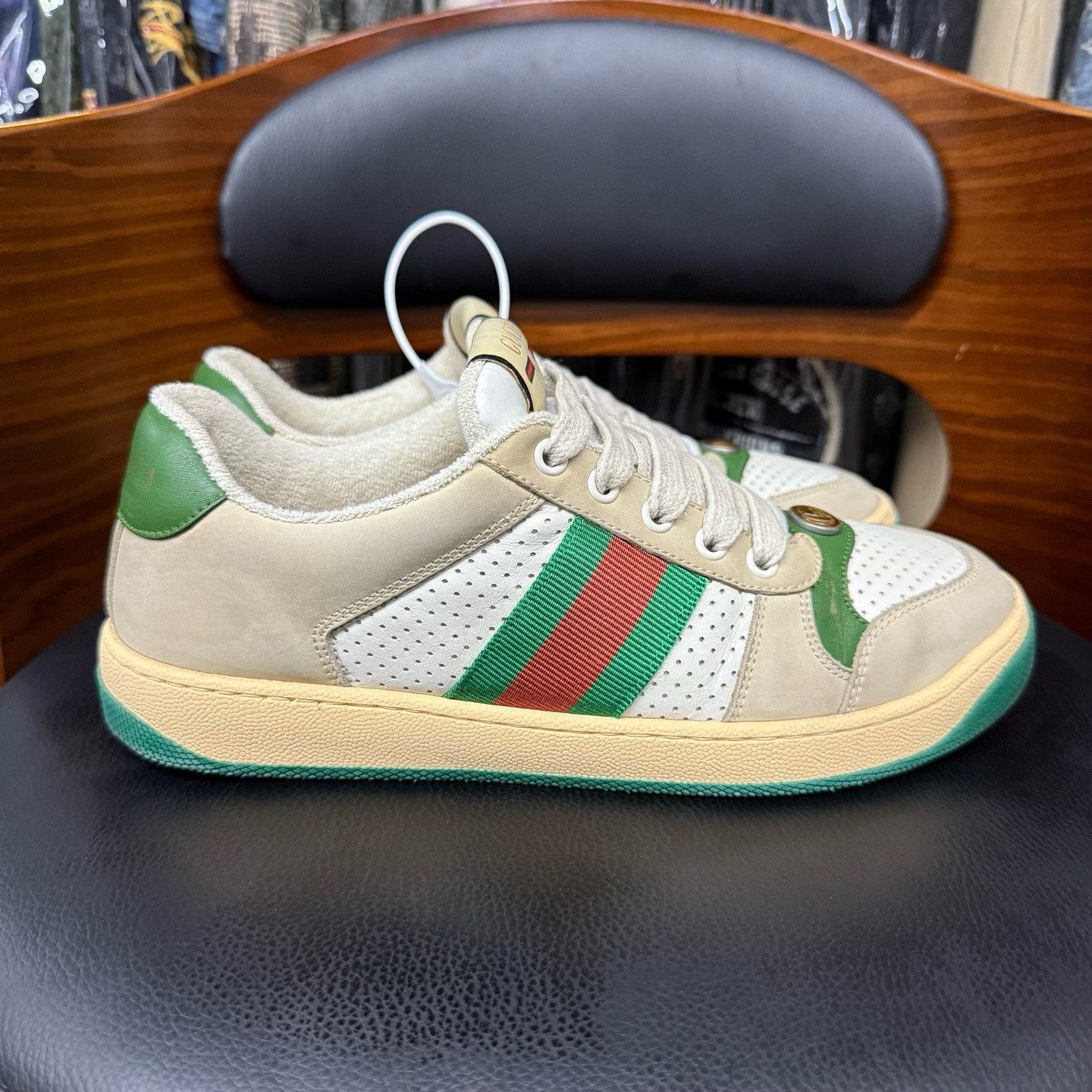 Gucci Gucci Distressed Lowtop Sneakers 38 Men Size US 6 / EU 39 - 4 Thumbnail