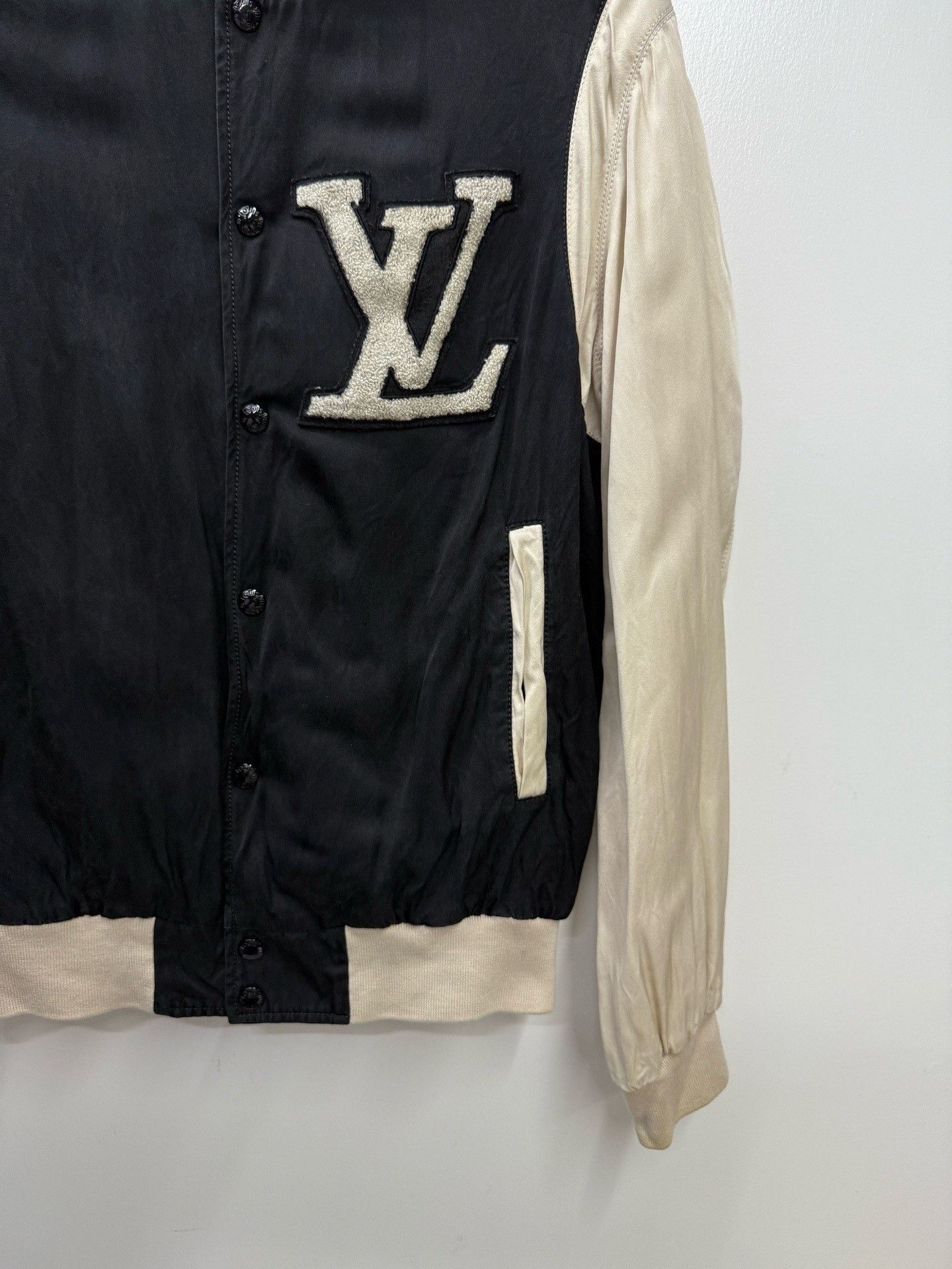 Louis Vuitton Louis Vuitton Brown Light Jacket 50 Men Size US XL / EU 56 / 4 - 3 Thumbnail