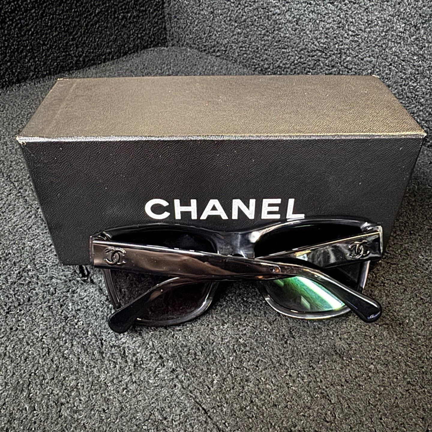 Chanel Chanel Item L Men Size ONE SIZE - 5 Thumbnail