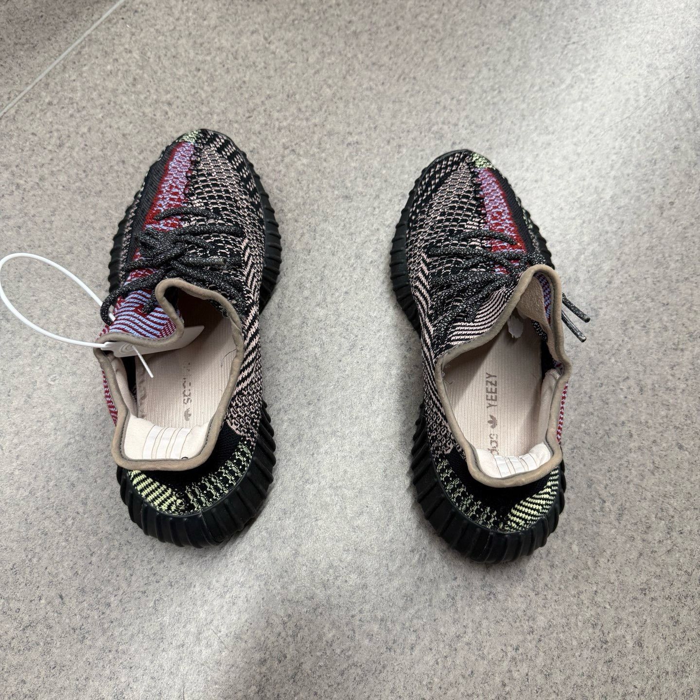 Adidas Adidas YEEZY350 Black Lowtop Sneakers 44 Men Size US 10.5 / EU 43-44 - 8 Thumbnail