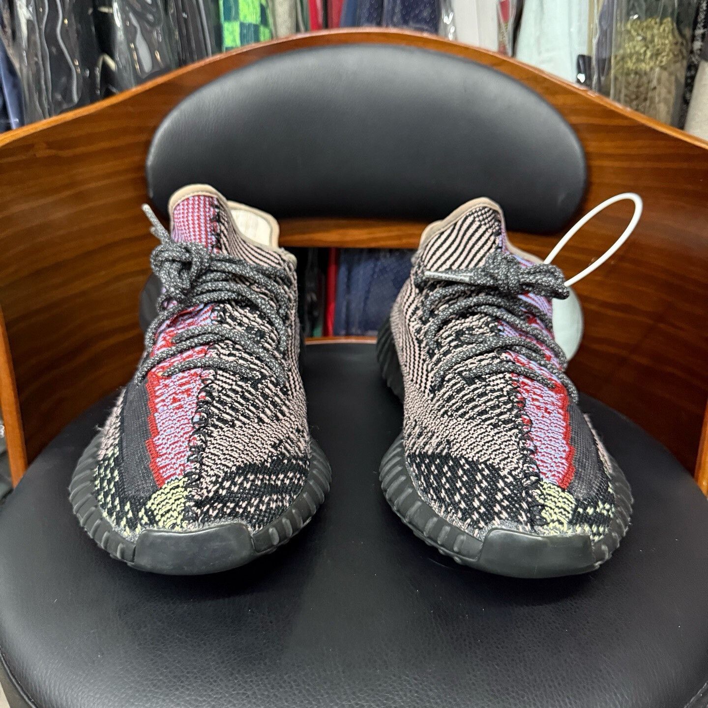 Adidas Adidas YEEZY350 Black Lowtop Sneakers 44 Men Size US 10.5 / EU 43-44 - 2 Thumbnail