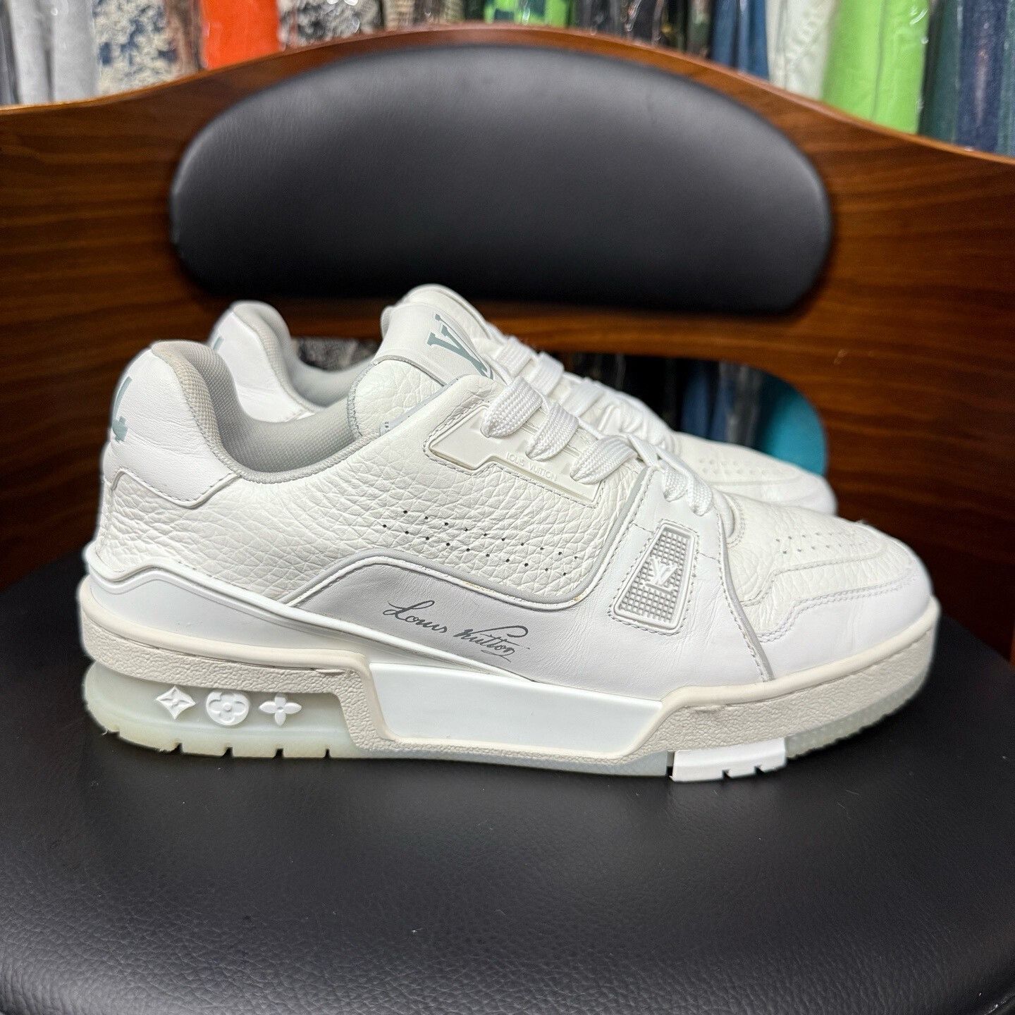 Louis Vuitton Louis Vuitton Training White Lowtop Sneakers 37 Women Size US 6.5 / IT 36.5 - 4 Thumbnail