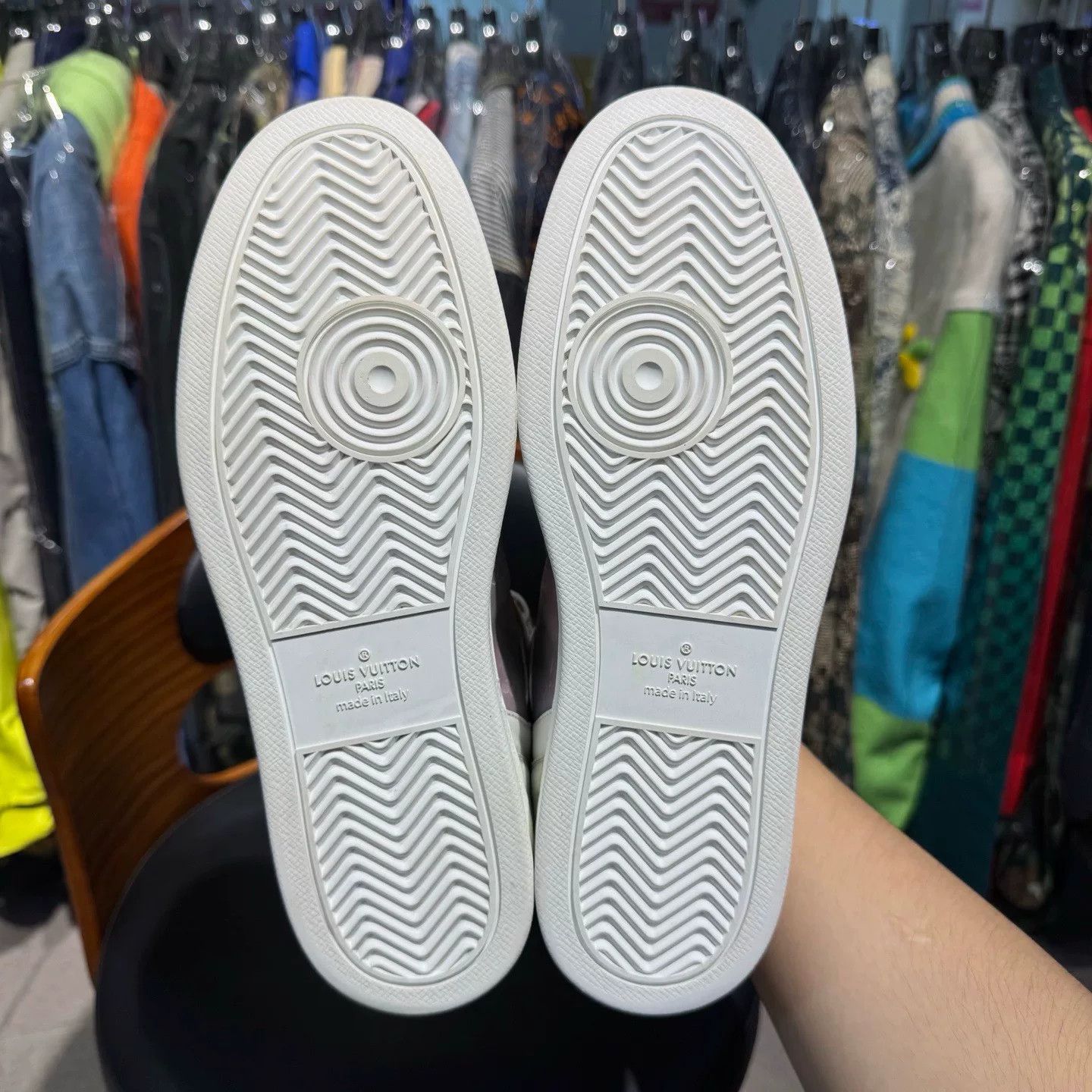 Louis Vuitton Louis Vuitton Multi Hitop Sneakers 40 Men Size US 7.5 / EU 40-41 - 9 Thumbnail