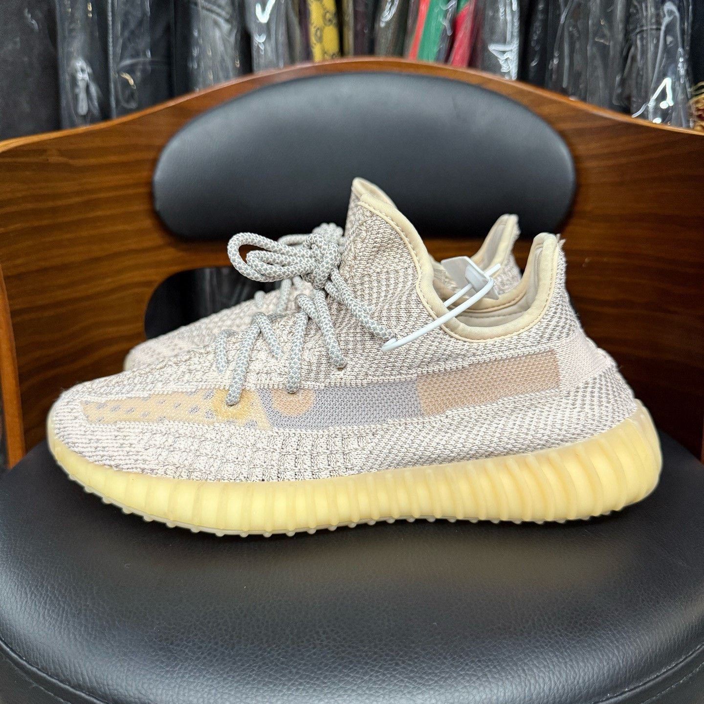 Adidas Adidas YEEZY350 Pink Lowtop Sneakers 41 Men Size US 8.5 / EU 41-42 - 6 Thumbnail